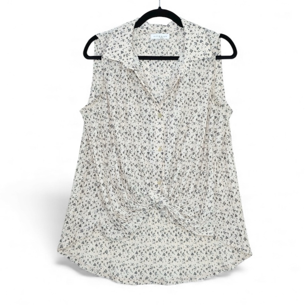 Elegant Floral Button-Up Blouse